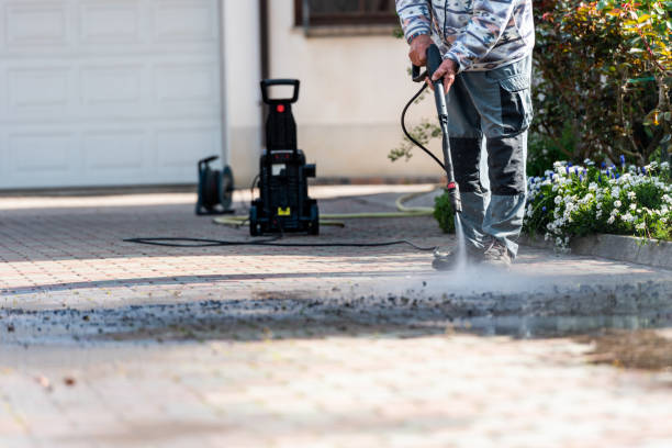 Best Commercial Pressure Washing  in Mascoutah, IL
